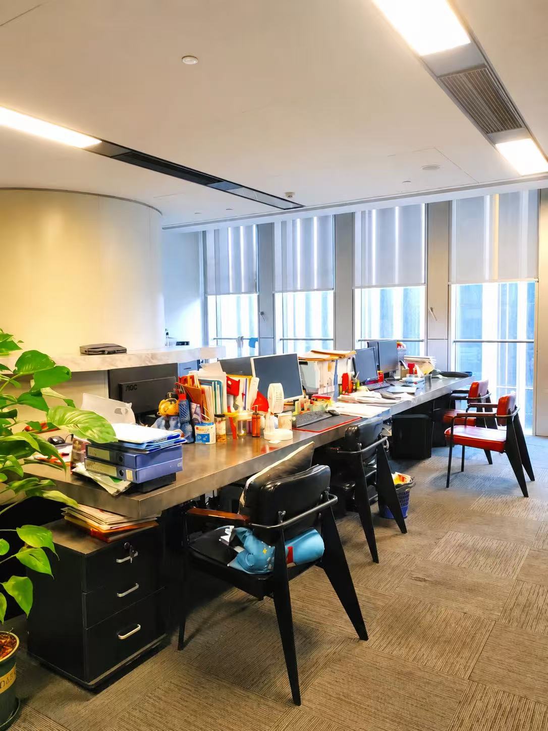 Rivisphar open office workspace in Zhengzhou